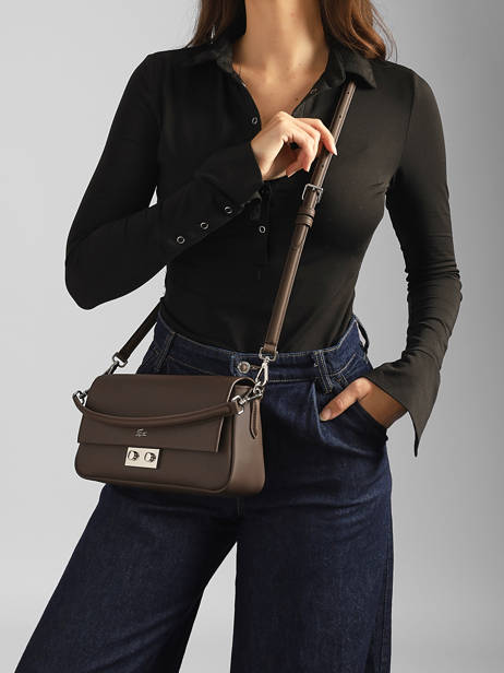Sac Bandoulière Daily City Lacoste Marron daily city NF5491DZ vue secondaire 1